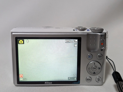 Excellent Nikon COOLPIX S7000 16.0MP 20x Compact Digital Camera