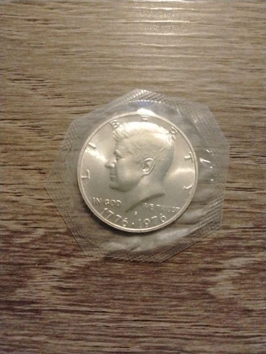 1776 - 1976 S UNCIRCULATED 40% SILVER KENNEDY HALF DOLLAR IN MINT CELLOPHANE