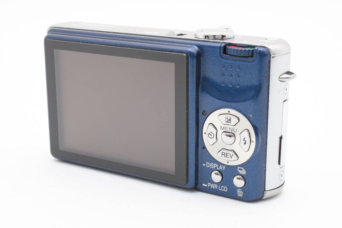 Panasonic DMC-FX7 コンパクトデジタルカメラ ブルー Panasonic LUMIX DMC-FX7 ネイビー - メルカリ