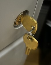 Set Of 2 Keys For The Ergotron 97-849 SV43/44 Supplemental Triple Drawer