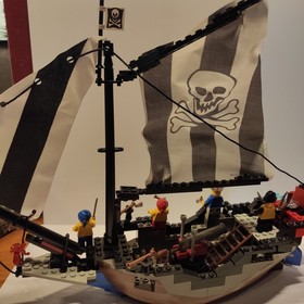 Lego 6268 Renegade Runner - Pirates Complete
