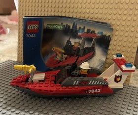LEGO World City: Firefighter (7043) 100% Complete with Instructions