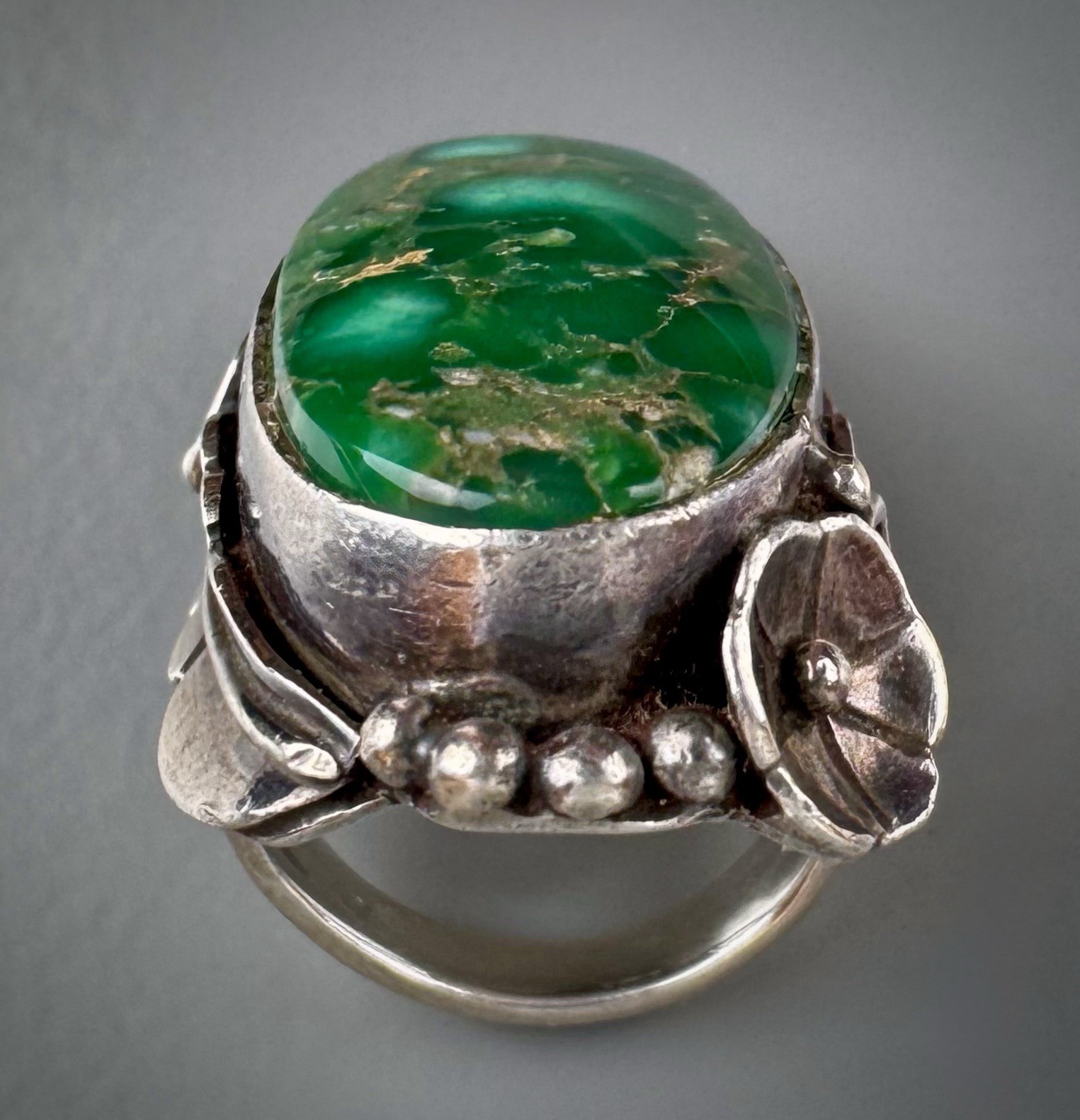 Large Vintage HOPI Sterling Silver HIGH GRADE Turquoise Ring ~ Ramona Loloma