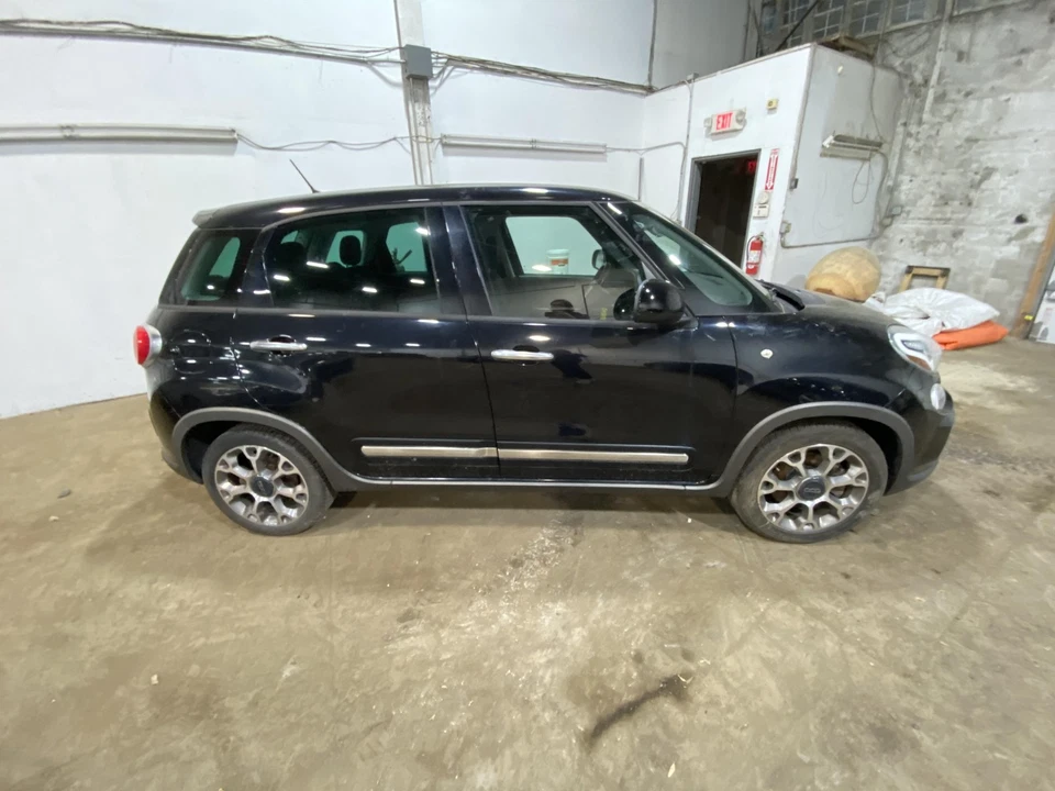 Purificador de aire FIAT 500 14 15 Foto 2 de 4