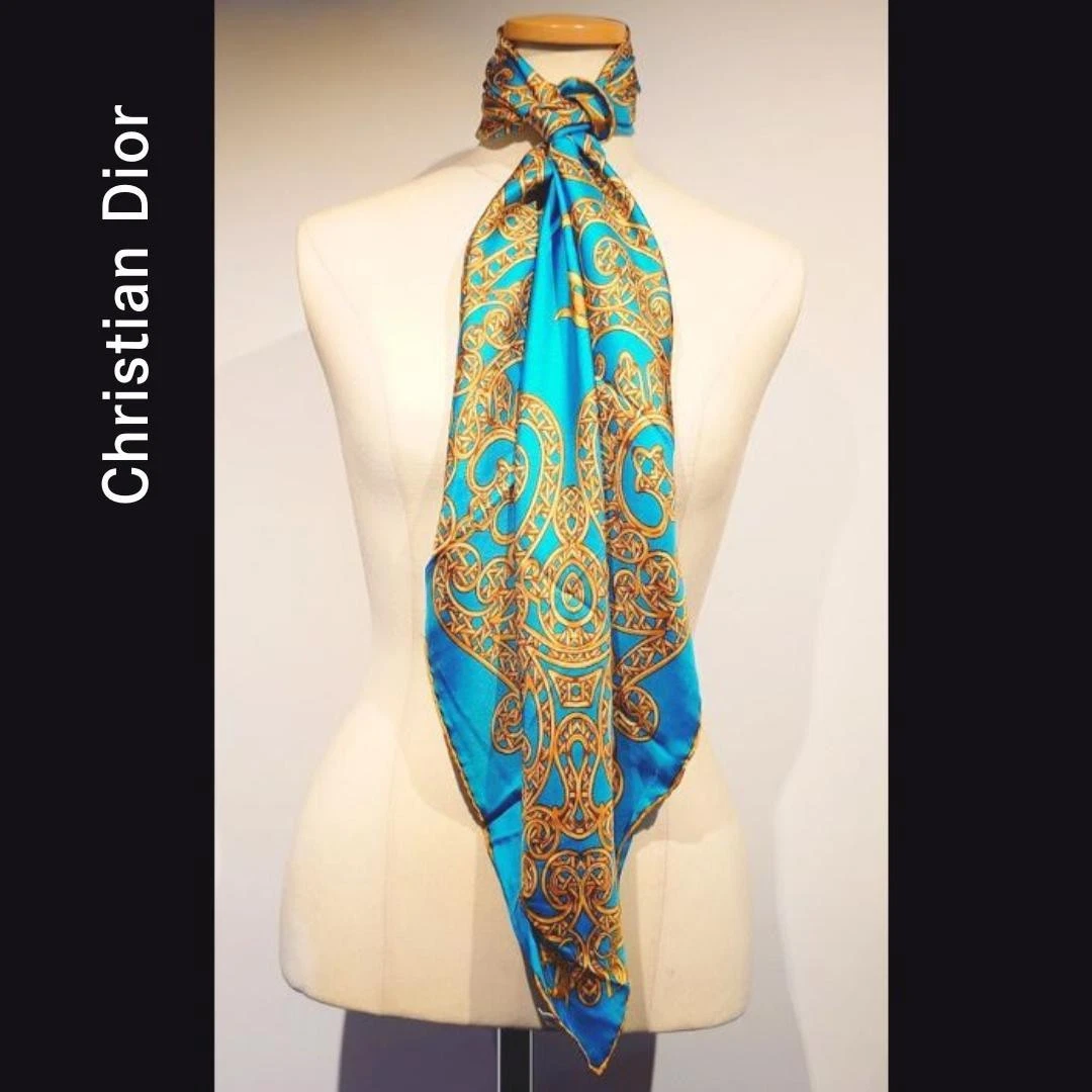 Foulard Christian Dior bleu or soie logo DIOR unisexe 26,4 po x 26,4 po