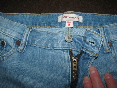 Men's (36 x 30) LUCKY BRAND Blue Stretch Jeans (412 ATHLETIC SLIM) - Picture 4 of 5