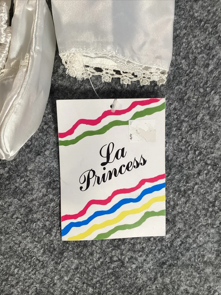 La Princess Christening Gown Set 6 12 Months White Baptism Roses Embroidered New - Image 3 of 4