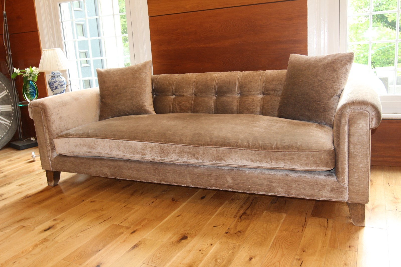 2 quality John sankey mitford model lounger grand sofas suite new