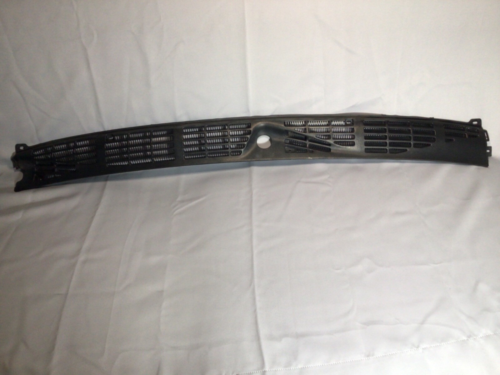 GM 19942005 Wiper Cowl Center S10 Blazer Bravado Jimmy Sonoma Black