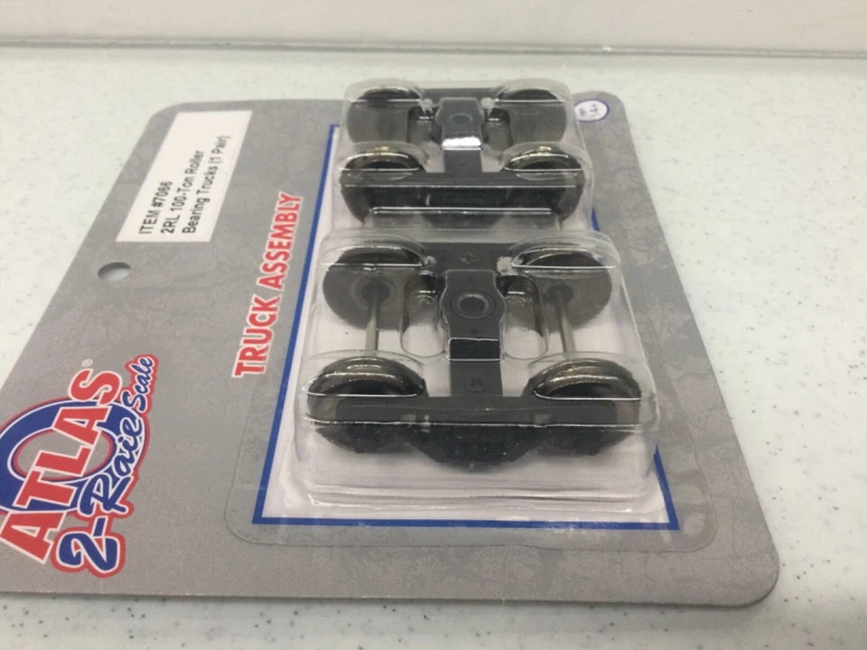 Atlas 12 Pairs O Scale 2 Rail 100 Ton Roller Bearing Trucks #7066 Factory New - Image 2 of 3