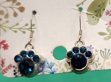 Adorable, Sparkly Paw Print Earrings