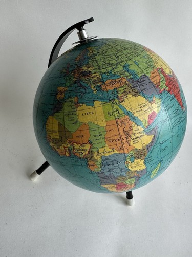 Ancien globe terrestre cartes Taride 1965 pied tripode design - Foto 13 di 18