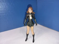 DC Universe Infinite Heroes Crisis Series DARK MARY 3.75" Action Figure
