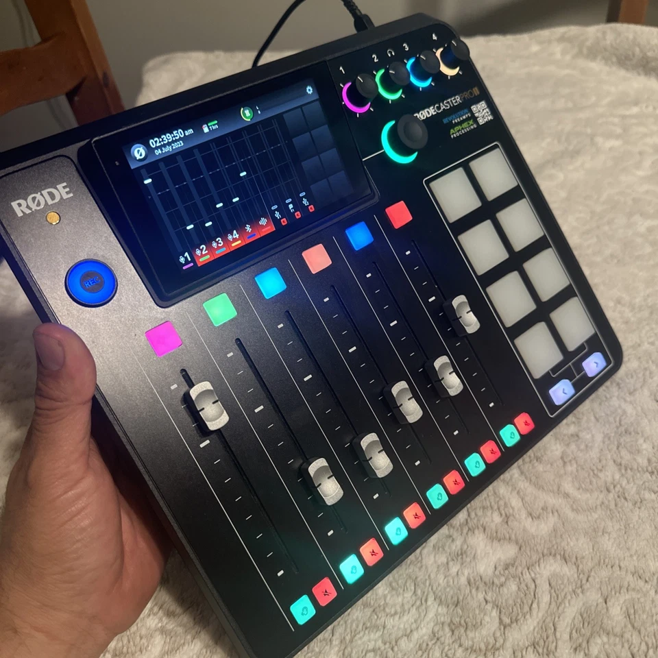RØDECaster Pro II – Integrated Audio Production Studio – Slightly Used - Image 2 of 4
