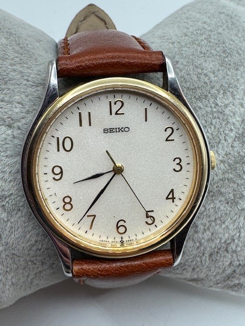 New Two Men's Seiko Quartz Battery Vintage Watch 5P31-6A80 Tone - VintageWatches.PK New Two Men's Seiko Quartz Battery Vintage Watch 5P31-6A80 Tone - vintagewatches.pk