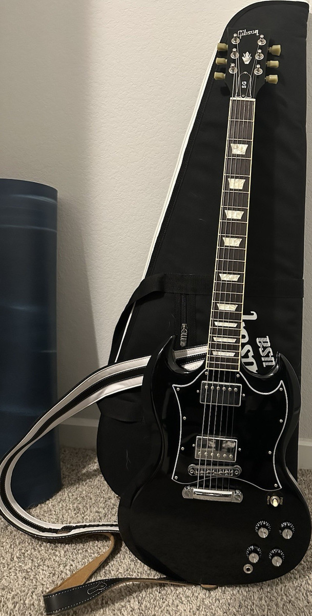 美品 Gibson SG Standard T 2016 Ebony Gibson SG Standard 2016 T Ebony Electric Solid Body Guitar w/ Gig