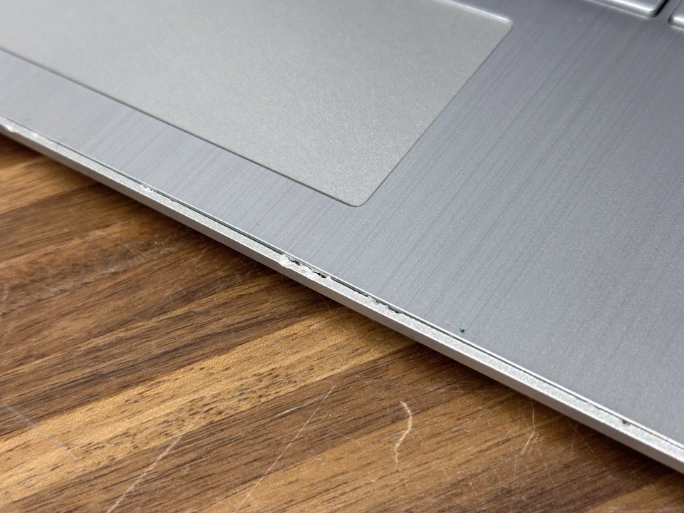 Portátil HP 14-dq1035cl 14" i5-1035G1 FHD - Sin SSD, Sin alimentación Foto 4 de 4