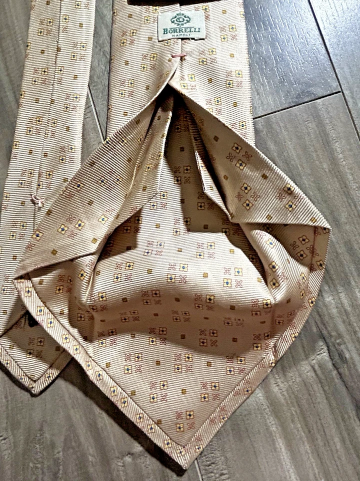 Borrelli 男式七折丝绸领带意大利豪华米色棕色黄色几何图案 — 第 4/4 张图片