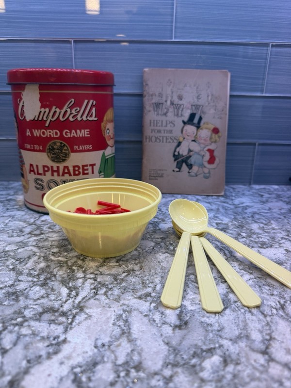 CAMPBELLS SOUP MEMORABILIA - GAME AND RECIPE BOOKLET