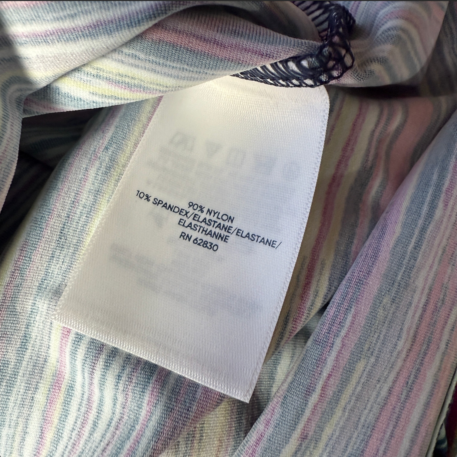 Lands' End Women's S-M Long Sleeve Swim Tee Rash Guard Deep Sea Navy/Spaced Dye