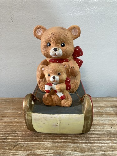 Omann Vintage 80s Bears On Sleigh music box