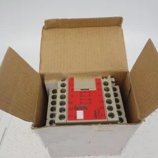 Safety Relay For OMRON G9S501 G9S-501 24V AC/DC