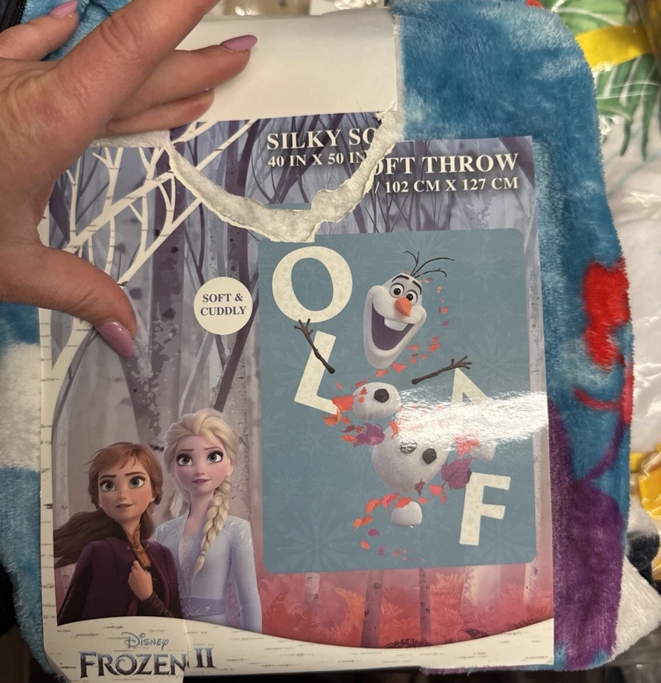 NEW Disney FROZEN 2 OLAF Silky Soft THROW BLANKET 40" x 50" Olaf's Adventures II - Imagem 4 de 4