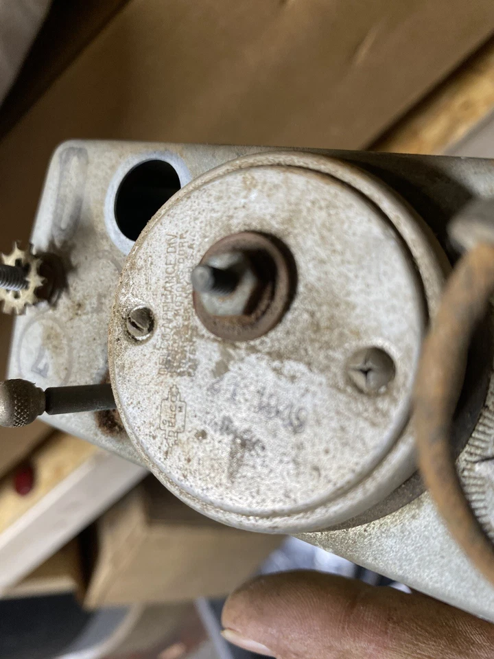 Cadillac 1950 sedán Deville tablero reloj serie 62 sin probar Foto 3 de 4