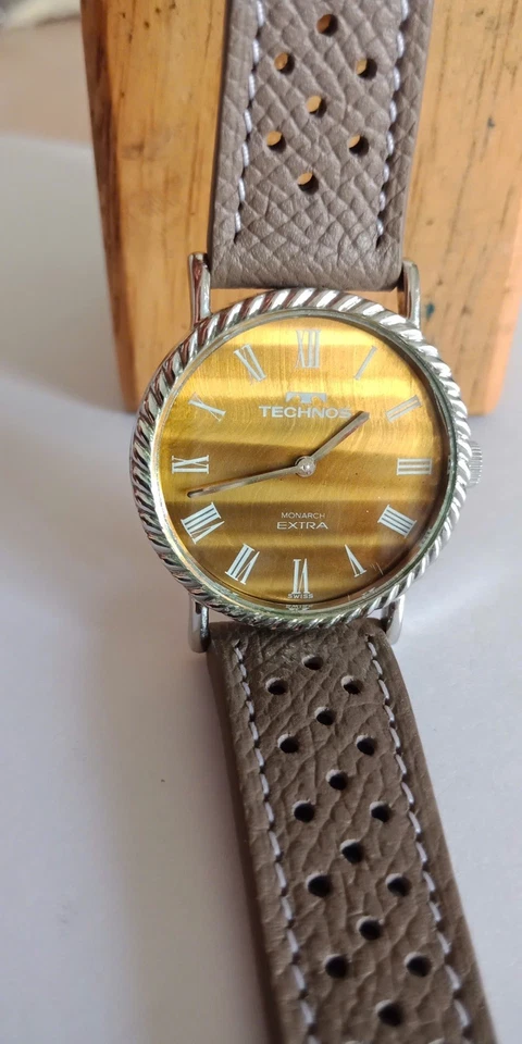 RARE AMBER Dial TECHNOS MONARCH Extra 17jewels, Manual Winding For Men! - Image 3 of 4