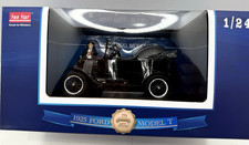 Sunstar Ford Model T Touring 1925 With S.laurel And O.hardy Figures 124 Scale
