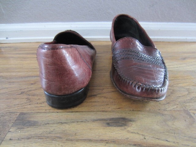 NWOB STUART McGUIRE Burgundy Croc Print  Braided‎ Loafers Sz 9.5 New Without Box STUART McGUIRE BURGUNDY crocodile LEATHER BRAIDED SLIP ON  main image 2