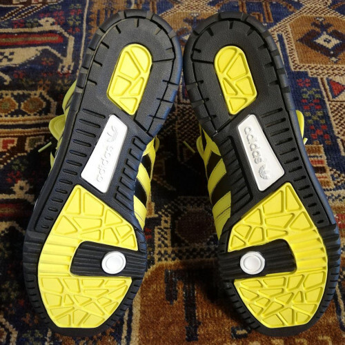 Adidas Jeremy Scott JS 3 TONGUE Black Yellow Sneakers UK6 | eBay Adidas Jeremy Scott JS 3 TONGUE Black Yellow Sneakers UK6 | eBay
