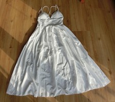 Weißes Abendkleid mit offenem Rücken (Grö�...