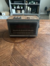Vintage GE General Electric AM FM Radio Alarm Clock Model 7-4601A-Tested/Works