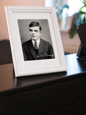 Repro-Autogramm - Alan Turing - Wissenschaftler - Informatiker - Gerahmt