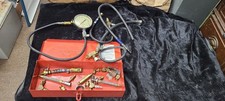 Snap-on Vintage Kilopascal Fuel Compression Gauge W Attachments In Metal Case