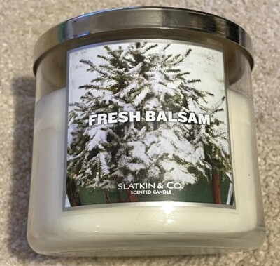 BATH & BODY WORKS CANDLE 14.5 OZ WHITE FRESH BALSAM SCENTED 3 WICK FRAGRANCE 95%