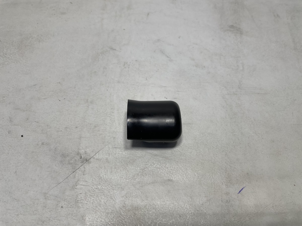 2017-2019 TAHOE YUKON POWER TAIL GATE SHOCK STRUT RETAINER NEW GM  