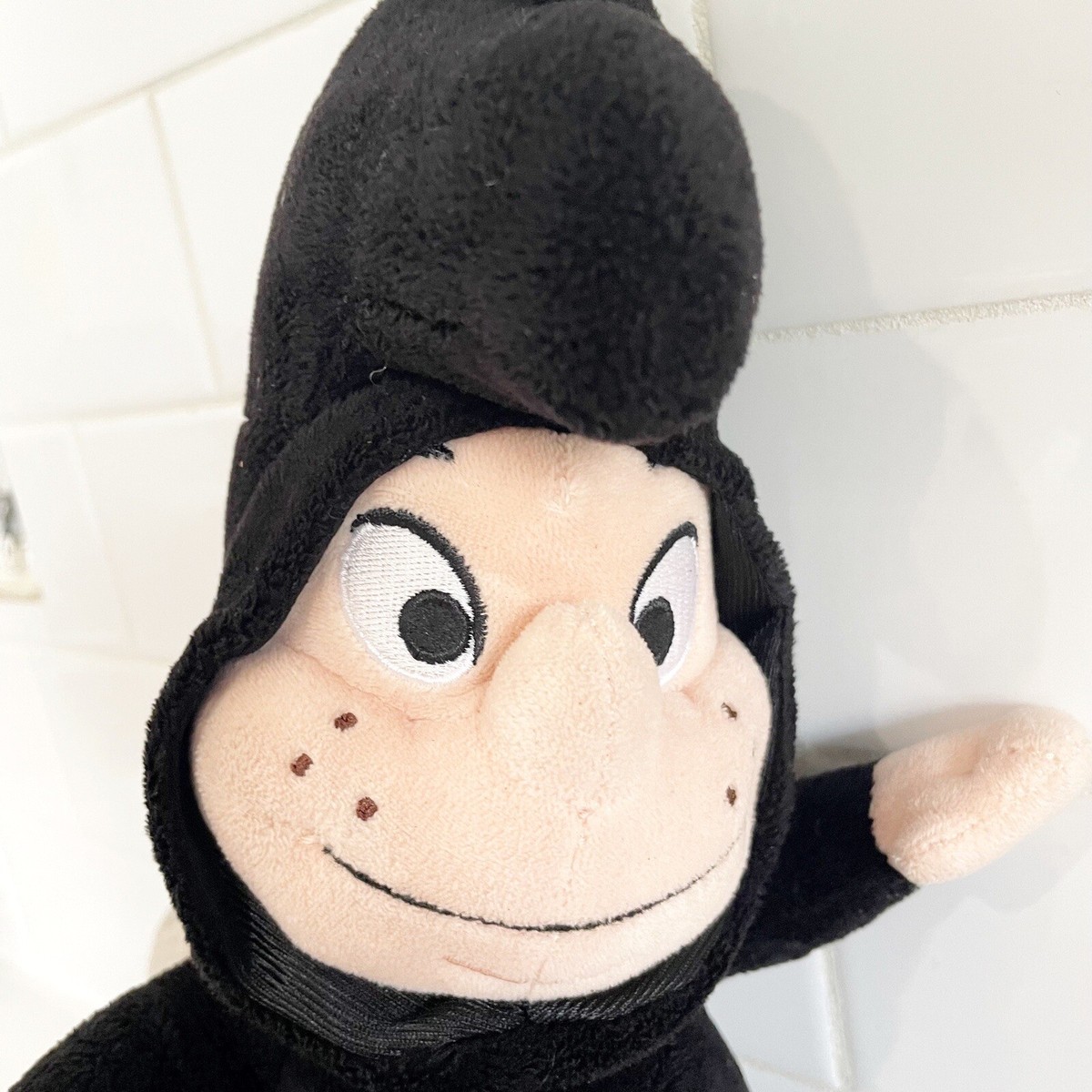 Peter Pan Lost Boys Faux Sherpa Beanie - Skunk Amazon.co.jp: Fantasy Springs Fan Cap, Skunk, Peter Pan  main image 2
