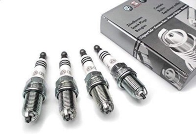 4x NGK Zündkerzen 06H905604 für Audi A3 A4 A5 A6 Q3 Q5 TT 1.8 2.0 TFSI TSI