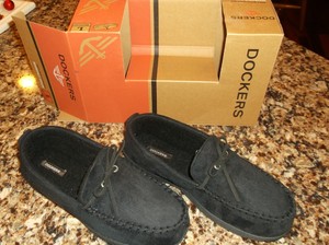 dockers mens slippers with memory foam