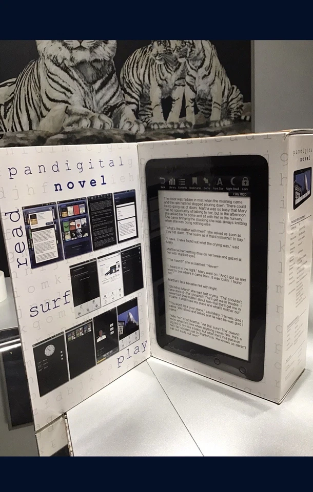 Pandigital Novel 9” Color LCD Multimedia eReader Tablet iPad Barnes & Nobles 📖 - Image 2 of 4