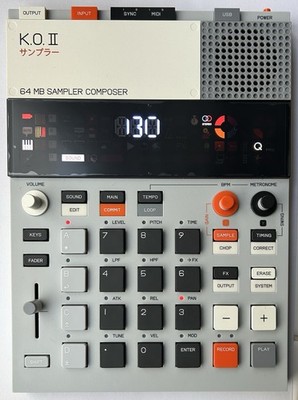 Teenage Engineering EP-133 K.O. II Sampler 64mb inkl. Tragetasche Displayschutzfolie