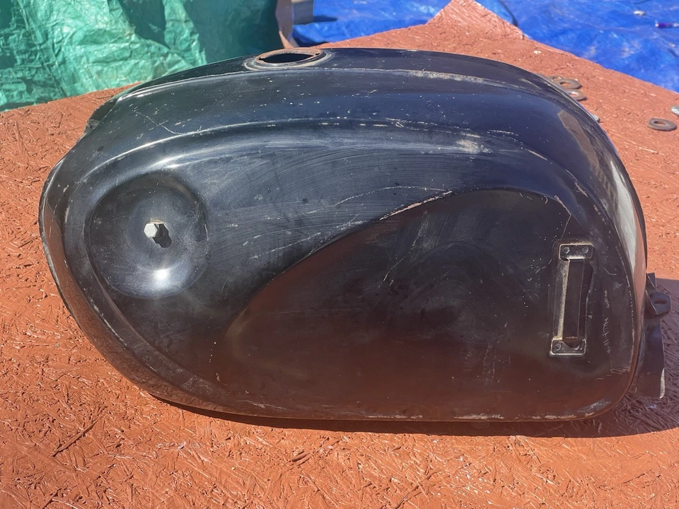 Honda 305 Superhawk Gas Tank, Excellent - Image 2 of 4