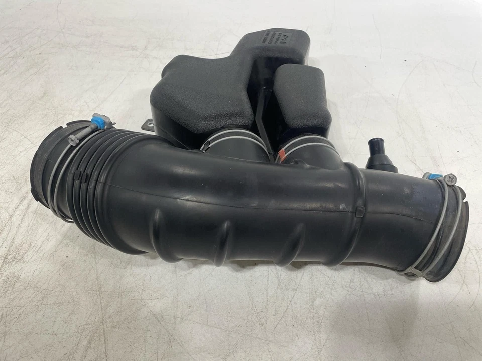 Fits 2010 - 2024 TOYOTA 4RUNNER 4.0L Air Cleaner Intake Resonator Tube OEM Foto 2 de 4