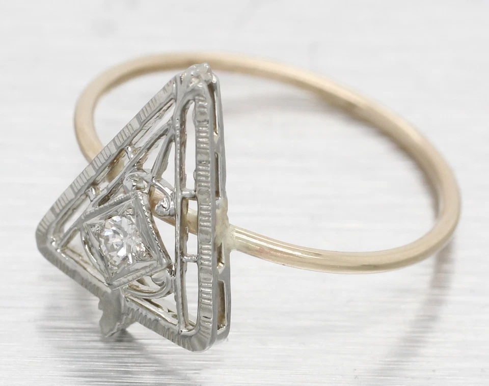 Antique Art Deco 0.05ct Diamond Triangular Cocktail Ring - 14k White Gold - Image 2 of 4