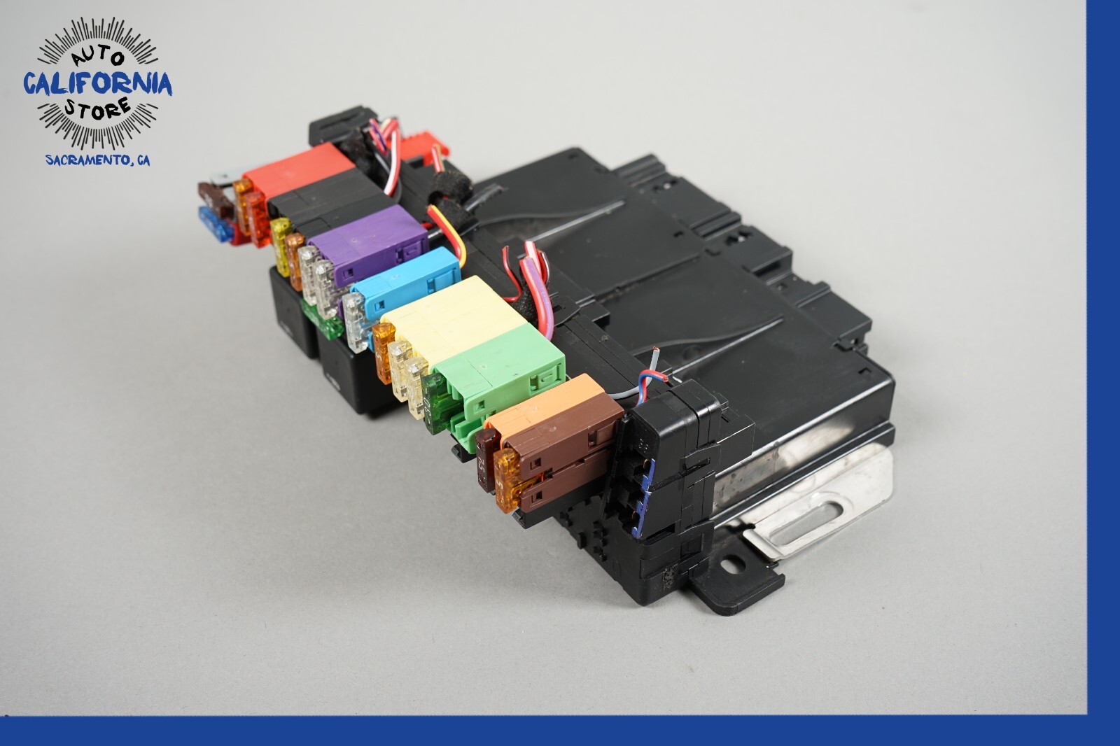 03-12 Mercedes R230 SL550 SL55 AMG SL550 Rear SAM Fuse Box Relay Module OEM