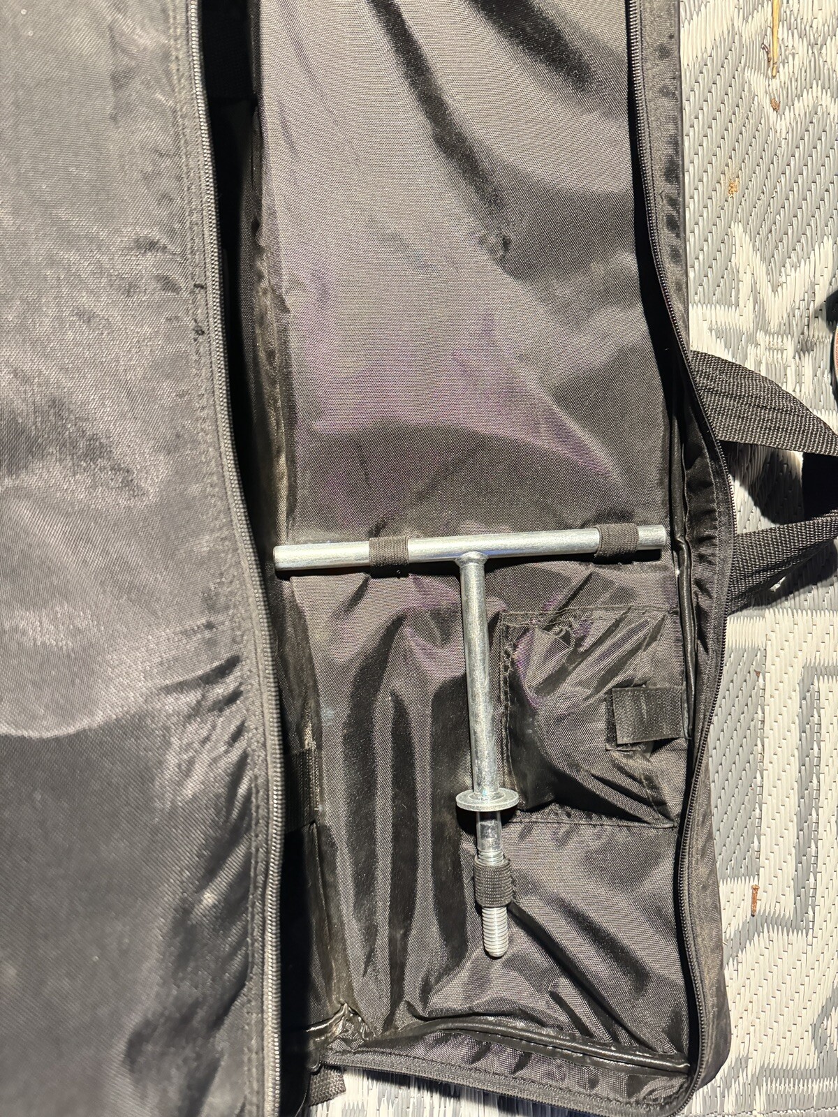 Jugs M6000 LiteFlite Baseball Softball Pitching Machine W/ Legs Carry