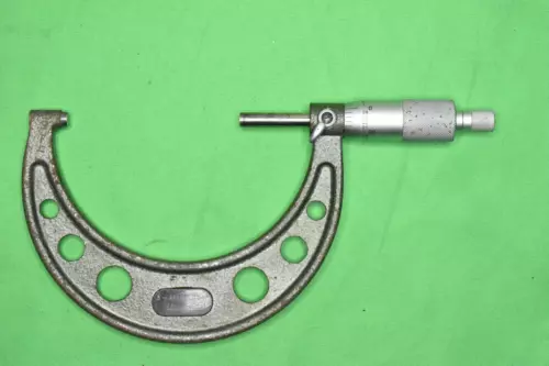 Mitutoyo 103-180 Outside Micrometer 3-4" Range 0.001" Grad No Case -  Japan