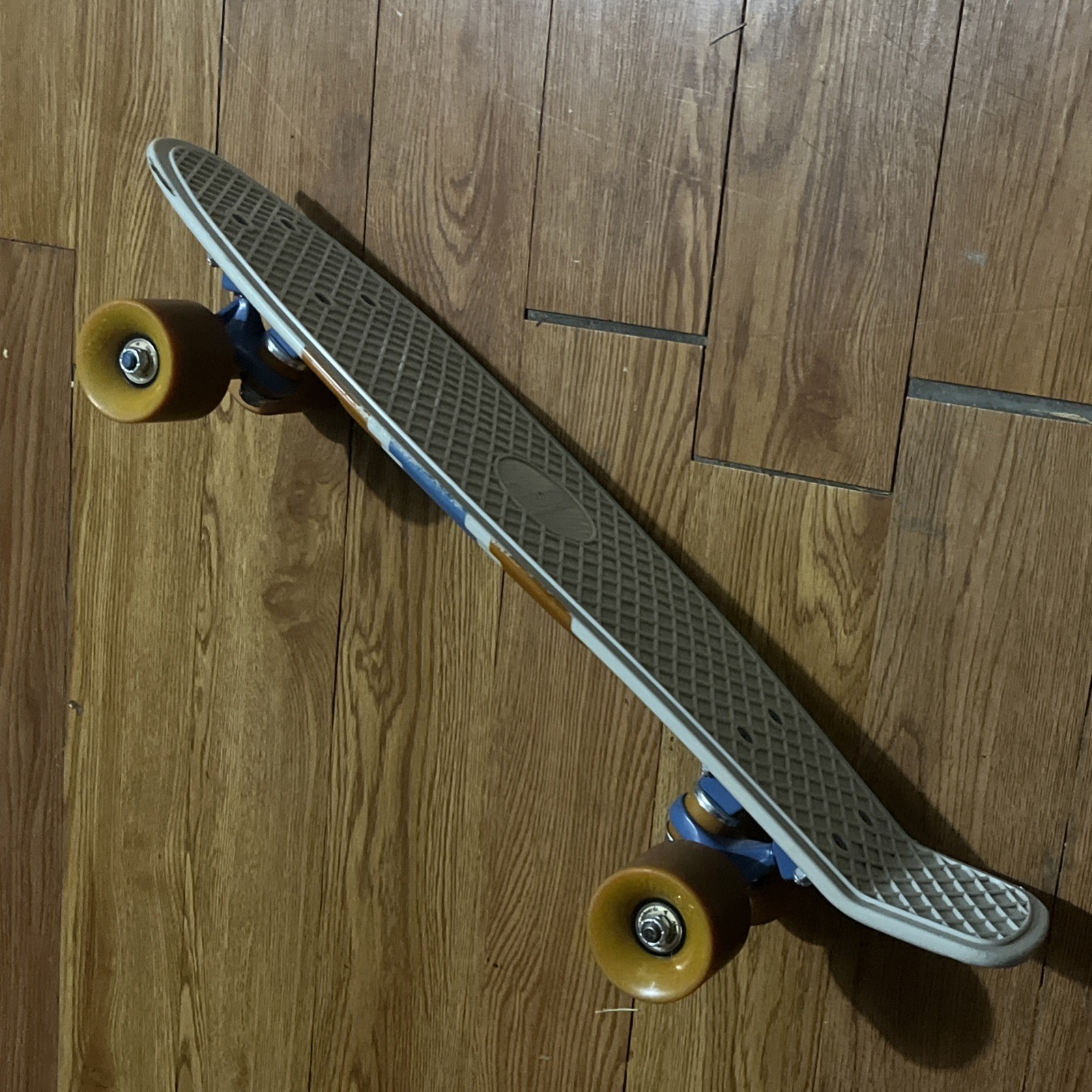 Penny Skateboard 22" Inch Chevron White w/ Orange Wheels CHEVRON 22" Style